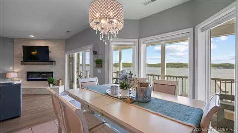 Dining - 492 Regatta Bay Dr #4E, Lake Ozark, MO 65049 photo 1 of 4
