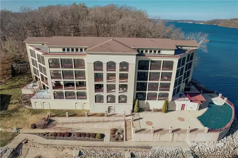 3168 Twin Rivers Pt #3E, Camdenton, MO 65020