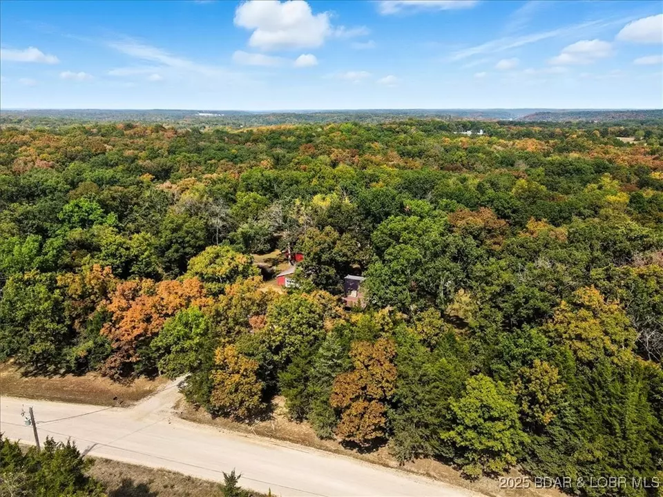 View/Area - 29551 Stoney Oak Dr, Gravois Mills, MO 65037 photo 4 of 9