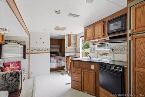 Kitchen - 52 Random Rd, Edwards, MO 65326 photo 4 of 4
