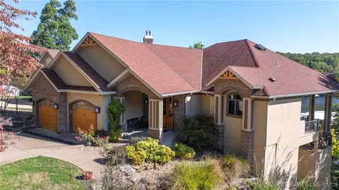 377 Lake Dr, Sunrise Beach, MO 65079
