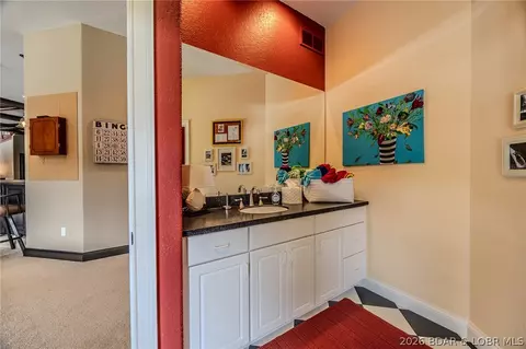 Bath - 4650 Windsor Dr, Osage Beach, MO 65065 photo 5 of 8