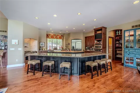 Kitchen - 4650 Windsor Dr, Osage Beach, MO 65065 photo 3 of 6