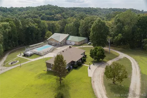 5492 Black Elk Ln, Stover, MO 65078