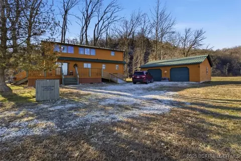 270 Foggy Bottom Rd, Roach, MO 65787