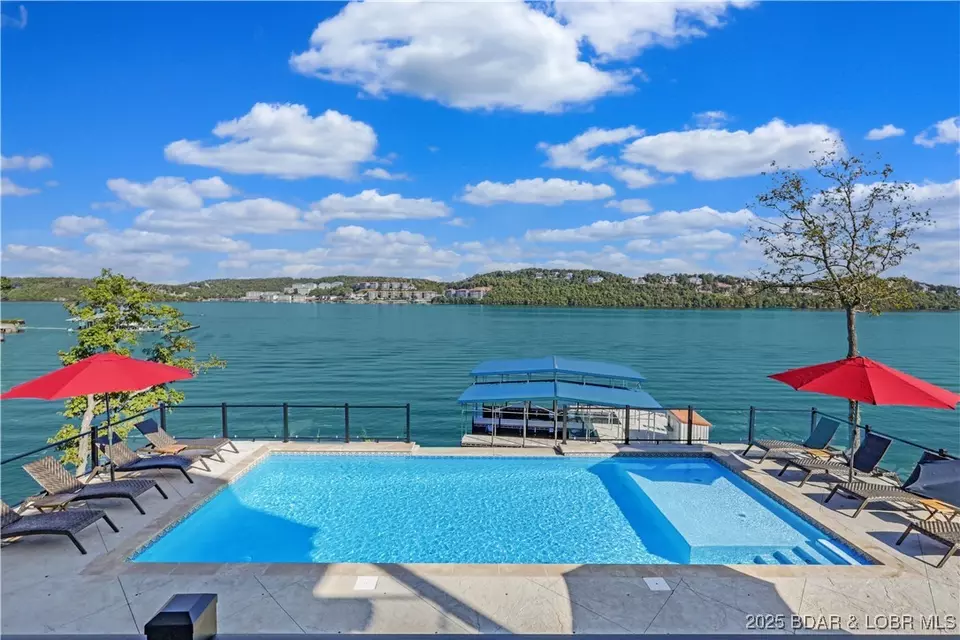 Exterior - 1603 Grand View Dr, Sunrise Beach, MO 65079 photo 5 of 11