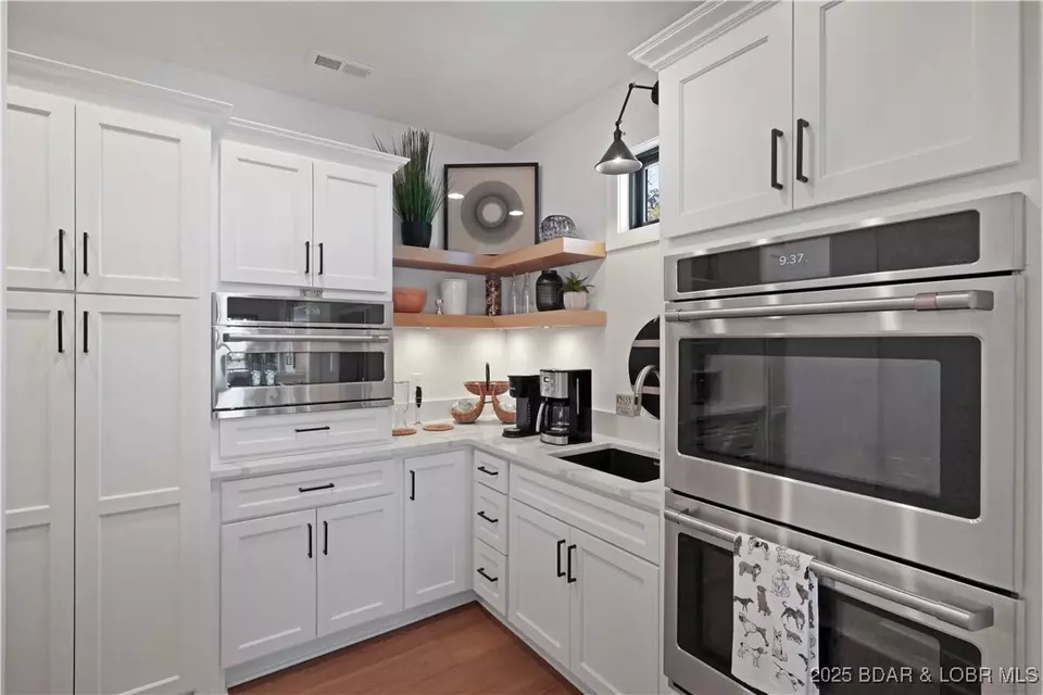 Kitchen - 1603 Grand View Dr, Sunrise Beach, MO 65079 photo 3 of 4