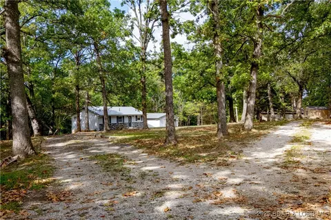 94 Vista Pl, Camdenton, MO 65020