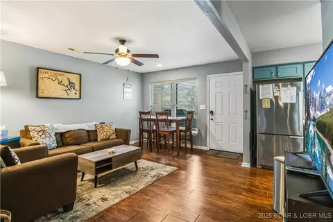 40 Lighthouse Rd #3-104, Lake Ozark, MO 65049