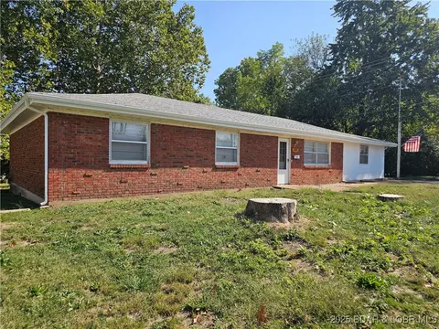 612 Maple St, Eldon, MO 65026 photo 1