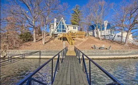 507 Highline Rd, Lake Ozark, MO 65049