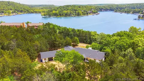 270 Country Club Shores Rd, Camdenton, MO 65020