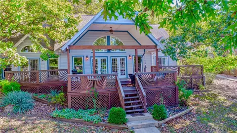 699 Swaying Oak Dr, Roach, MO 65787 photo 1