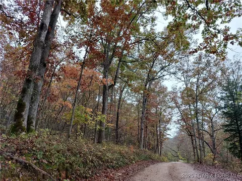 28695 Clearwater Rd, Stover, MO 65078