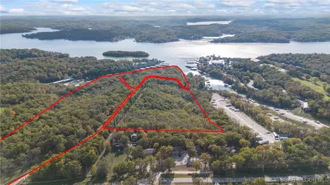 6390 Ranch Dr, Osage Beach, MO 65065