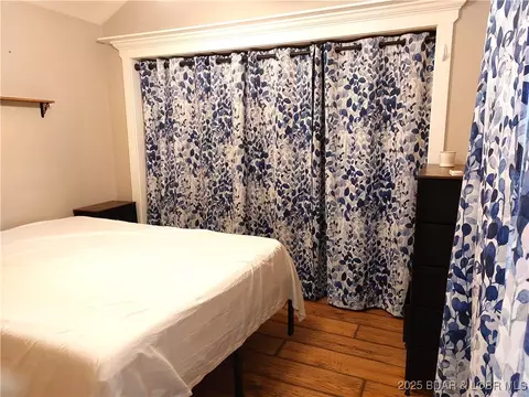 Bedroom - 34246 Rabbit Run, Stover, MO 65078 photo 2 of 2