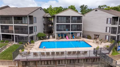 1522 Harbor Point Dr #E-201, Osage Beach, MO 65065