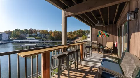 1522 Harbor Point Dr #E-201, Osage Beach, MO 65065