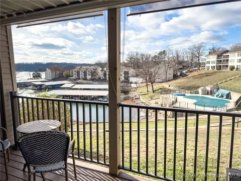 123 Barba Le Ln #1B, Lake Ozark, MO 65049