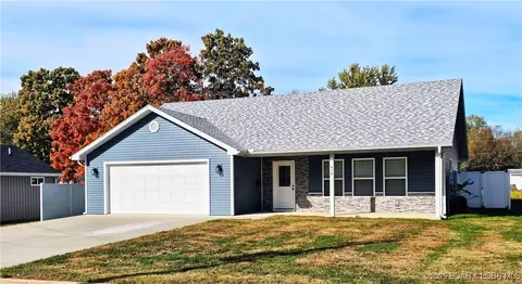 419 High St, Eldon, MO 65026 photo 1