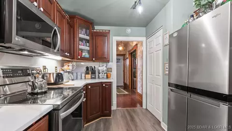 Kitchen - 207 Franklin Ave, Eldon, MO 65026 photo 6 of 7