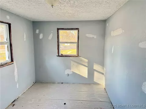 Bedroom - 205 5th St, Stover, MO 65078 photo 3 of 4