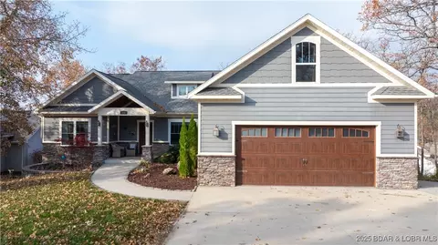 135 Windjammer Estates Dr, Lake Ozark, MO 65049
