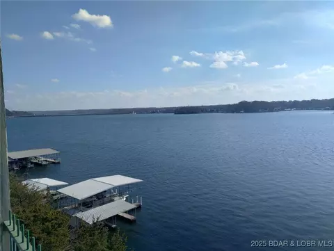 View/Area - 910 E Harbour Towne Dr #E-910, Lake Ozark, MO 65049 photo 1 of 6