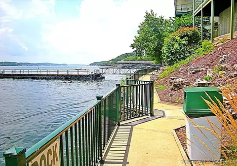 Other - 910 E Harbour Towne Dr #E-910, Lake Ozark, MO 65049 photo 6 of 11