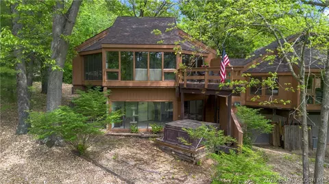 328 Hogan Dr #C, Lake Ozark, MO 65049