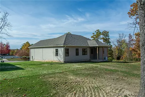 Exterior - 18 Lady Bug Ln, Camdenton, MO 65020 photo 2 of 9