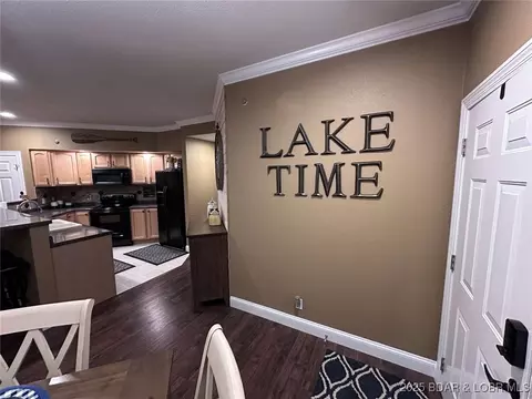 68 Lighthouse Rd #113, Lake Ozark, MO 65049