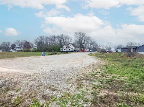 lot7 W Bourbon St, Eldon, MO 65026 photo 4