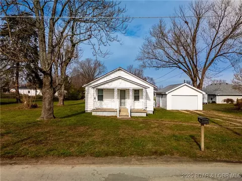 611 E 15th St, Eldon, MO 65026 photo 1