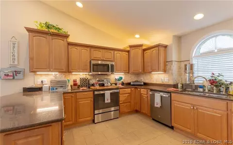 Other - 4331 Sunset Dr #B, Osage Beach, MO 65065 photo 5 of 36