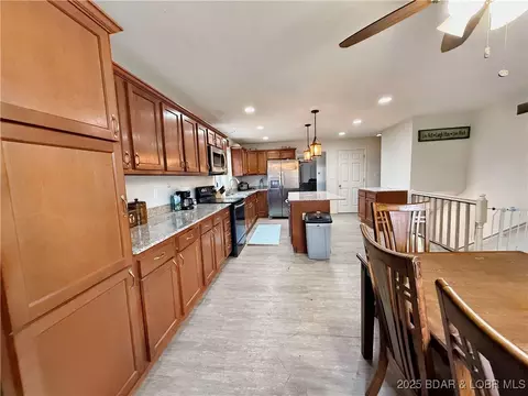 Kitchen - 50 Cave Dr, Eldon, MO 65026 photo 2 of 5