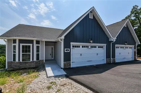46 Enclaves Ln, Lake Ozark, MO 65049