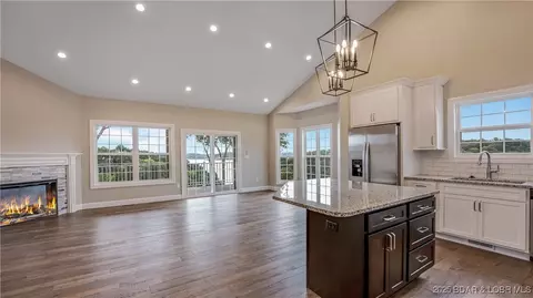 46 Enclaves Ln, Lake Ozark, MO 65049