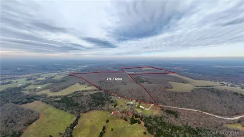 12765 Buckeye Rd, Crocker, MO 65452