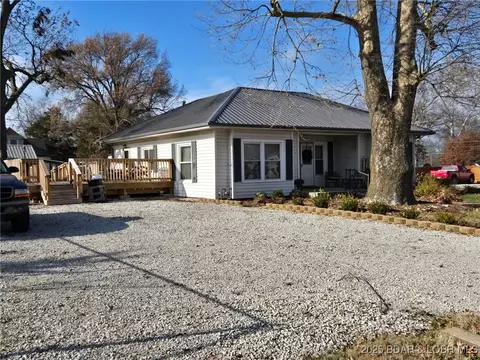 700 Depot Ave, Golden City, MO 64748