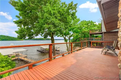 30383 Bullock Dr, Gravois Mills, MO 65037