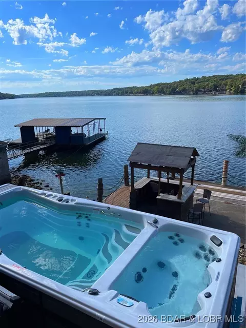 27630 Golden Point Ln, Barnett, MO 65011