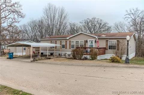 264 Oak Ridge Dr, Sunrise Beach, MO 65079