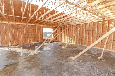 Entry Way - 510 E 15th St, Eldon, MO 65026 photo 10 of 13