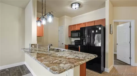 60 Knox Rd #Z204, Rocky Mount, MO 65072