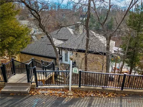 16 Shelter Cv, Osage Beach, MO 65065