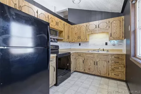 Kitchen - 807 Rollotrend Ln, Eldon, MO 65026 photo 1 of 2