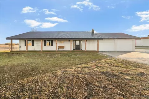 69985 Us 50 Hwy, Tipton, MO 65081