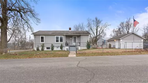 414 W 6th St, Eldon, MO 65026 photo 1