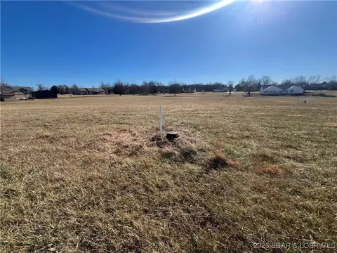 Gunn Rd, Versailles, MO 65084